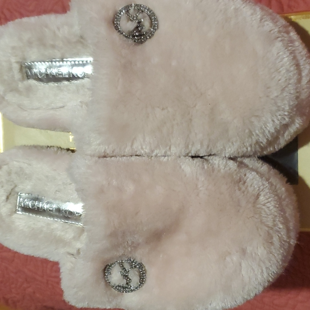 Michael kors jet set slippers